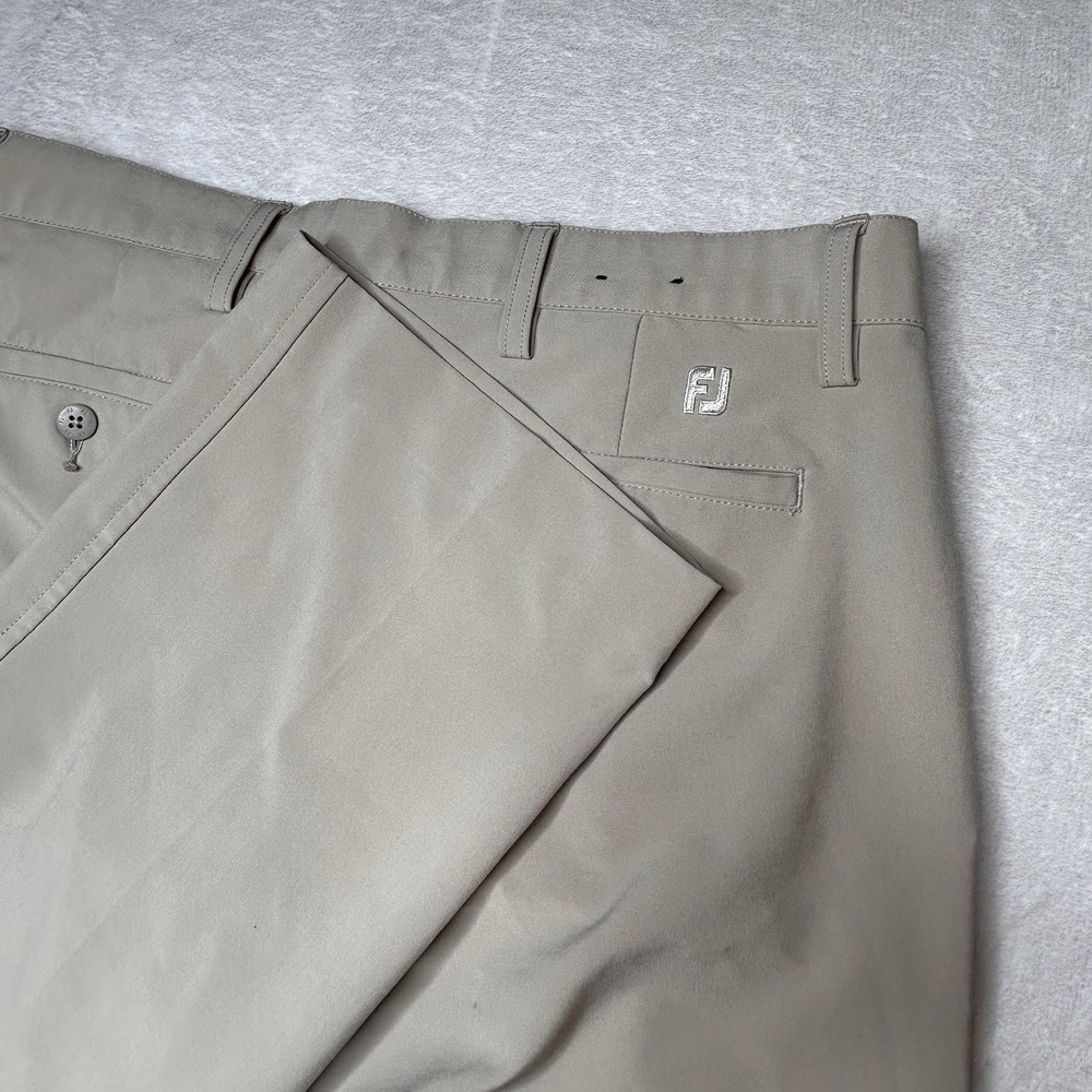 Footjoy Performance Golf Chino Beige Stretch Pants Mens 35 X‎ 32 Straight Leg